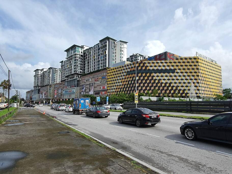 Vivacity Jazz 1 Luxury Cozy 8paxs Card Lv 12 Kuching