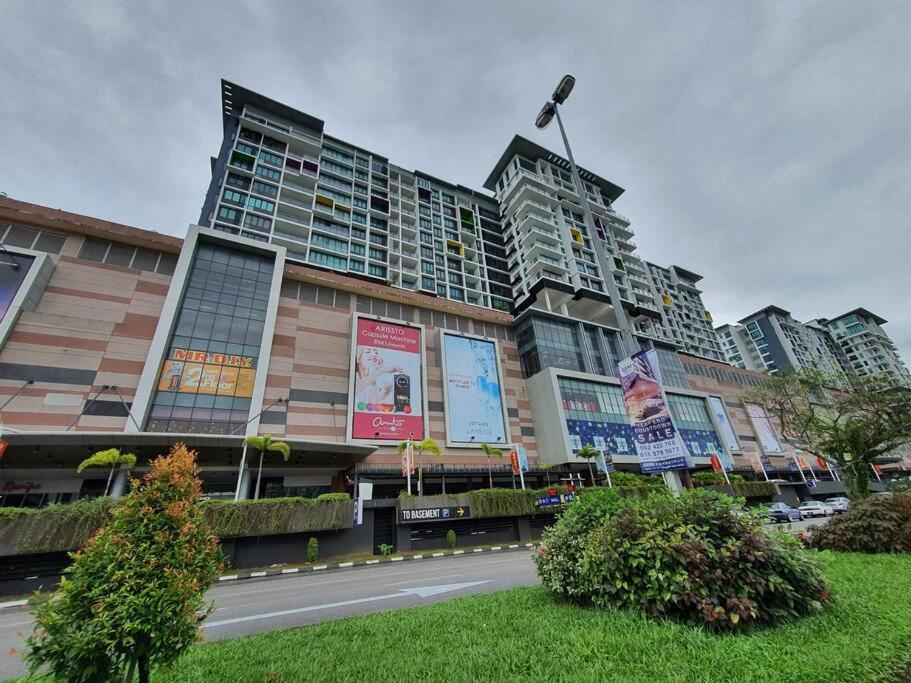 Vivacity Jazz 1 Luxury Cozy 8paxs Card Lv 12 Kuching